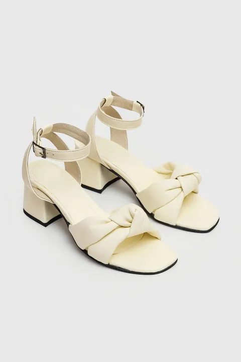 Kati Shoes взуття українського вирбника з натуральних матеріалів