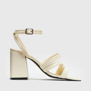 Бежеві  босоніжки з відкритою пʼятою на підборі 8см