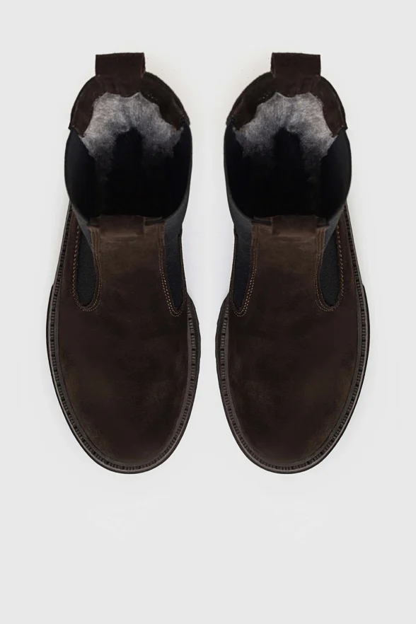 Шоколадні замшеві Челсі на масивну підошву
